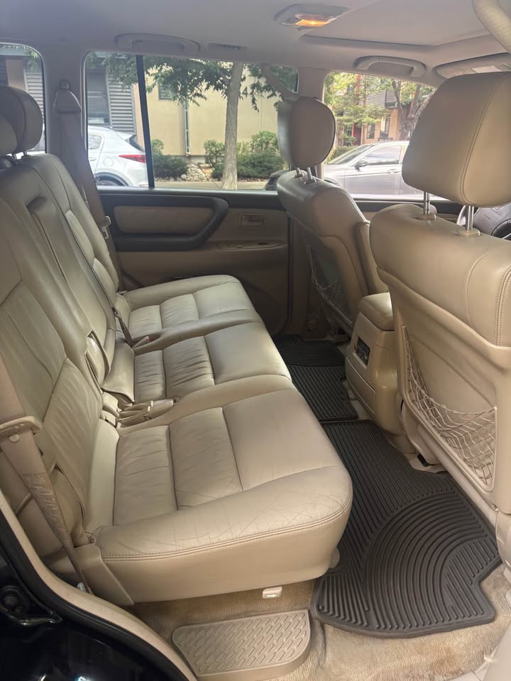 2005 Toyota Landcruiser · Heritage Edition Sport Utility 4D in Denver, CO (photo 7) — photo 7
