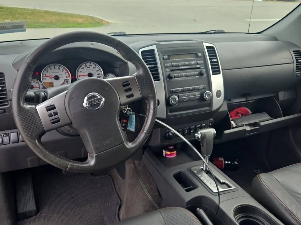 2012 Nissan Frontier Crew Cab in Lexington, KY (photo 5) — photo 5