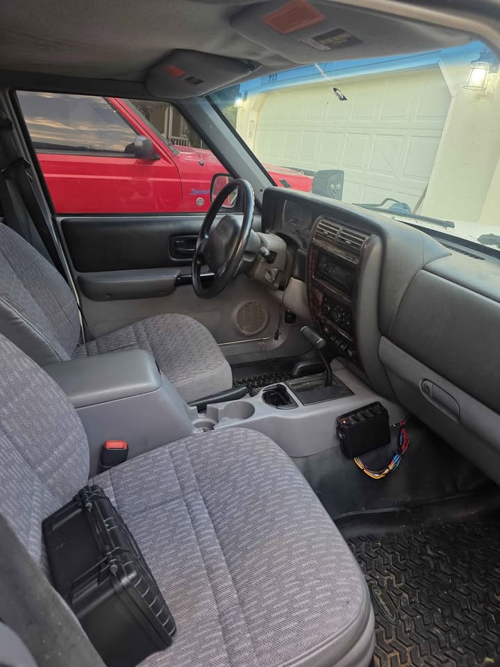 1997 Jeep Cherokee · Sport 4D in Nampa, ID (photo 7)