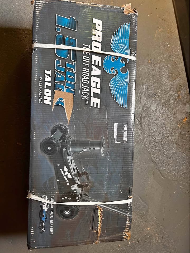 FS - Pro Eagle Jack 1.5 Ton Off-road Floor Jack Tacoma 4Runner GX460 Pathfinder Frontier Part in Duluth, GA (photo 1) — photo 1