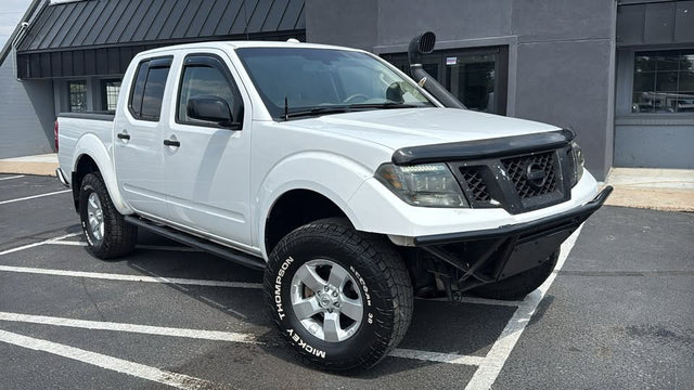 2012 Nissan Frontier — photo 3