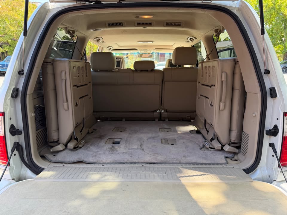 2005 Lexus LX470 (photo 12) — photo 12