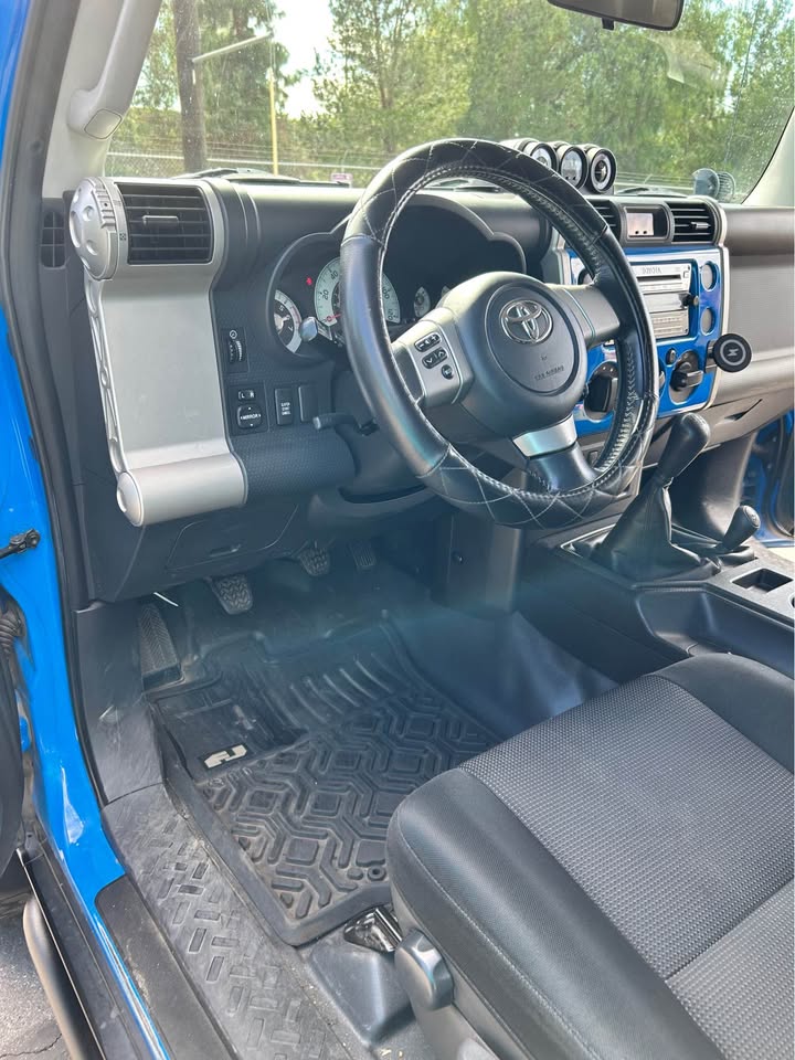 2007 Toyota FJ Cruiser (photo 12) — photo 12