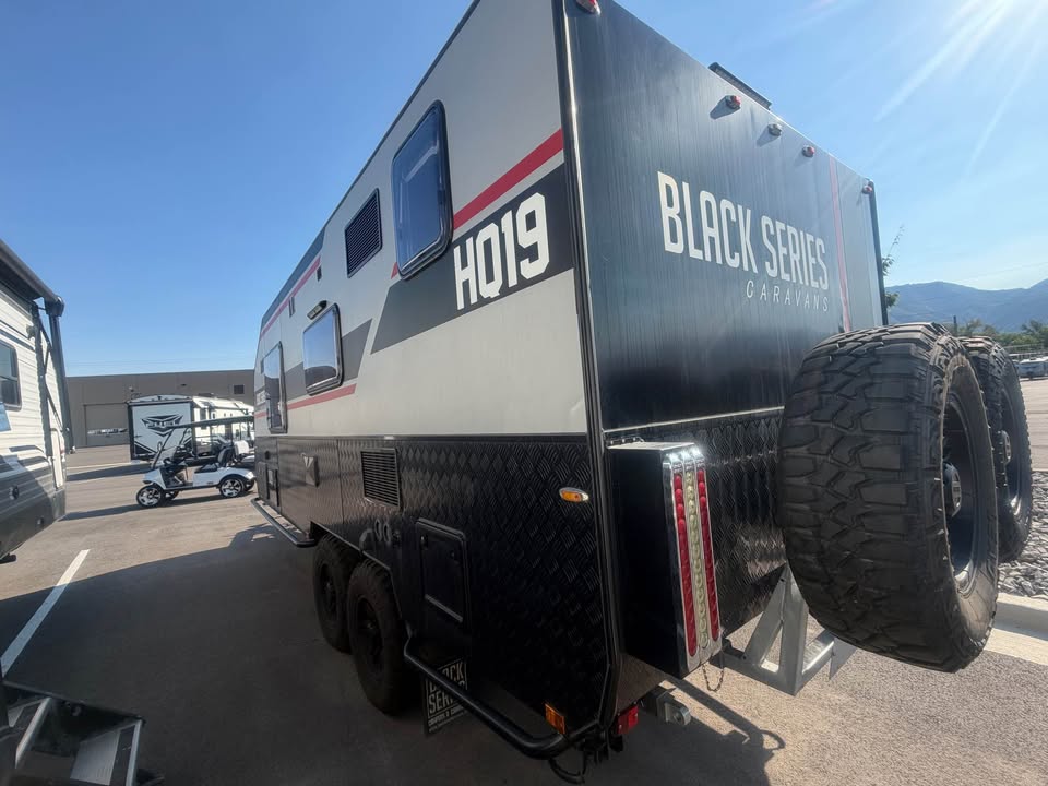 2022 Black series Caravan HQ19 in Ogden, UT (photo 5)