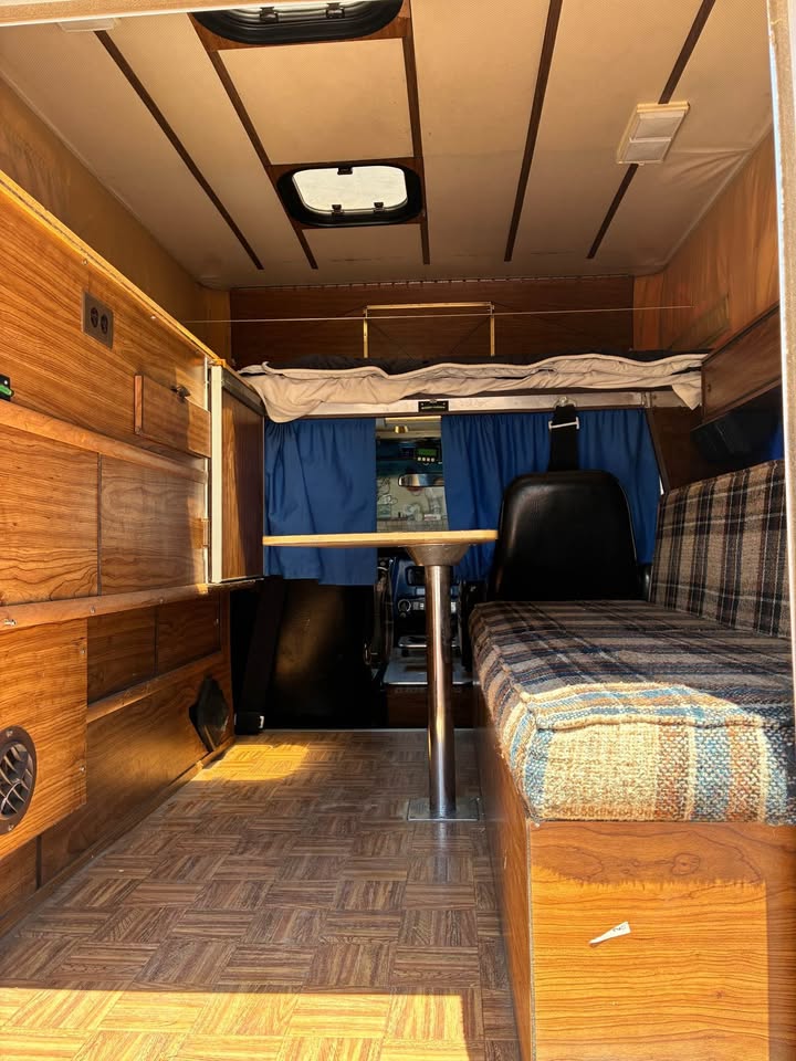 1972 Four Wheel Camper Pop-Up Camper One-Owner in Wheat Ridge, CO (photo 10) — photo 10