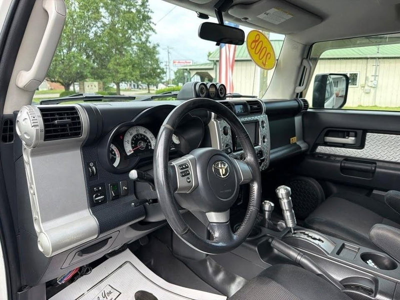 2008 Toyota FJ Cruiser in Paris, KY (photo 10) — photo 10