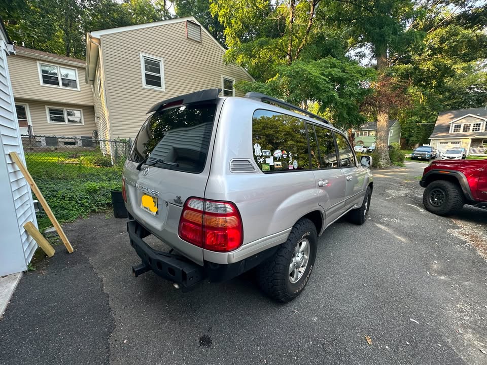 2001 Toyota Landcruiser Sport Utility 4D in Morris Plains, NJ (photo 5) — photo 5