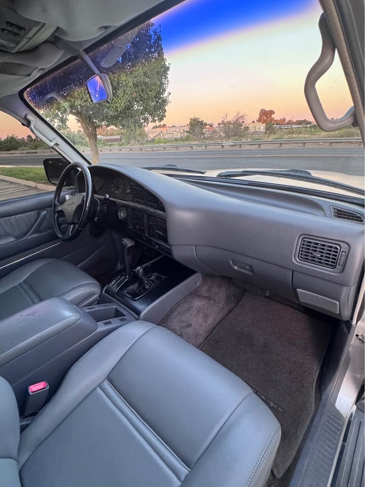 1993 Toyota Landcruiser · Sport Utility 4D in Modesto, CA (photo 7) — photo 7