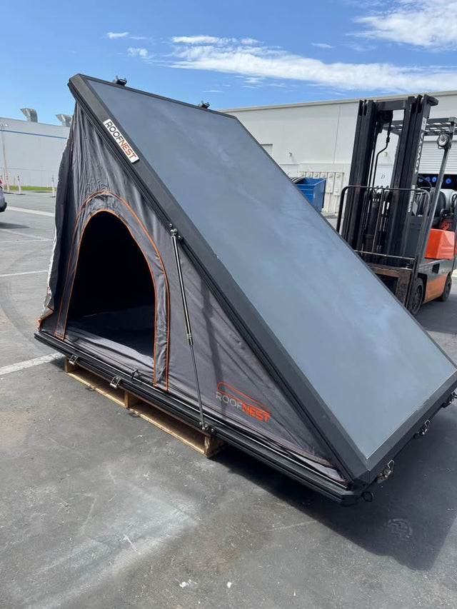 Roofnest Falcon Roof Top Tent — photo 2