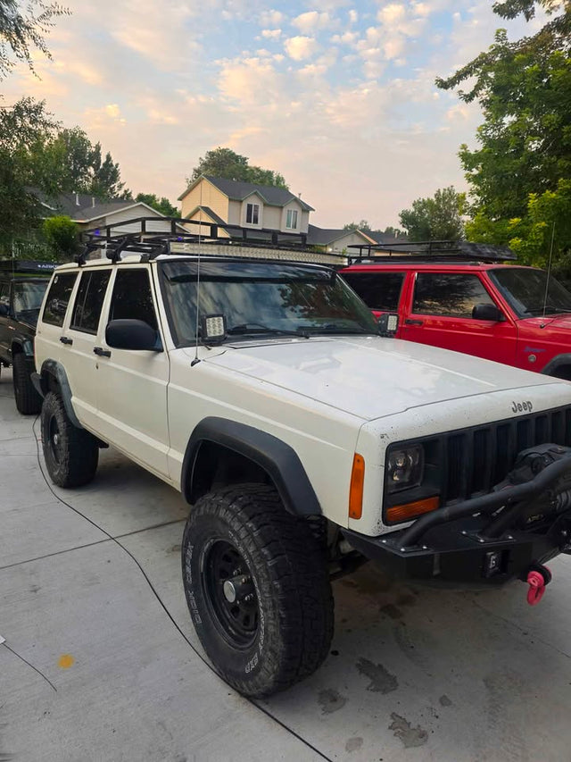 1997 Jeep Cherokee · Sport 4D — photo 2