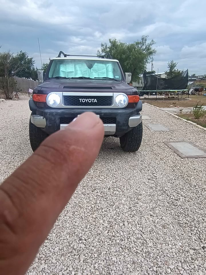 2007 Toyota FJ Cruiser in Pflugerville, TX (photo 4) — photo 4