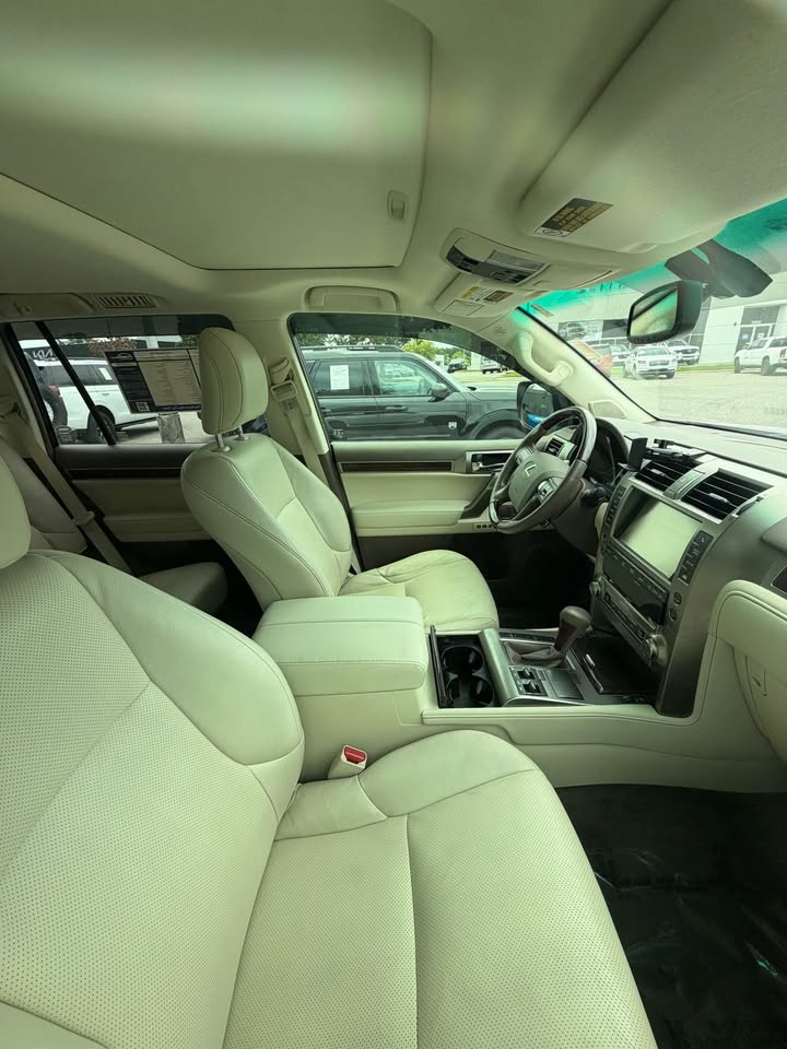 2017 Lexus GX · GX 460 Sport Utility 4D in Wendell, NC (photo 12) — photo 12