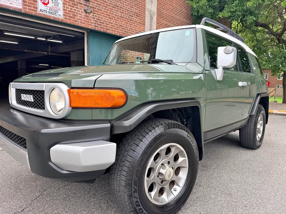 2012 TOYOTA FJ CRUISER‼1 OWNER‼84K MILES · FINANCE TODAY‼ in Fresh Meadows, NY (photo 1) — photo 1
