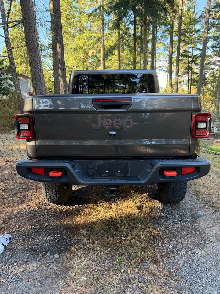2022 Jeep Gladiator · Mojave Pickup 4D 5 ft in Friday Harbor, WA (photo 4) — photo 4