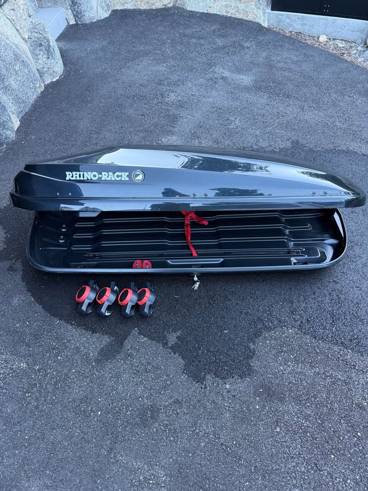 Rhino-Rack Zenith MasterFit Roof Cargo Box - 14 cu ft - High Gloss Black in Truckee, CA (photo 5) — photo 5