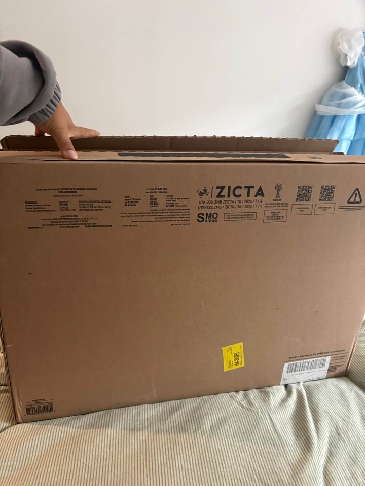 Starlink Flat High Performance Kit – Brand New / Never Used / Original Box in Forest Hills, NY (photo 4) — photo 4