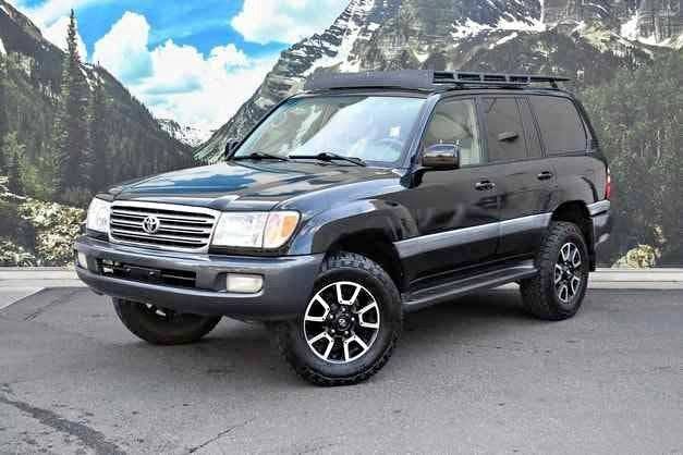 2005 Toyota Landcruiser · Sport Utility 4D in Camp Pendleton Marine Corps Base, CA (photo 1)
