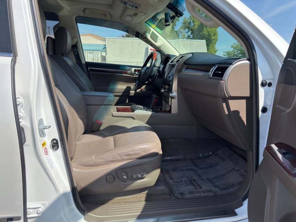 2010 Lexus GX 460 in Sacramento, CA (photo 12) — photo 12
