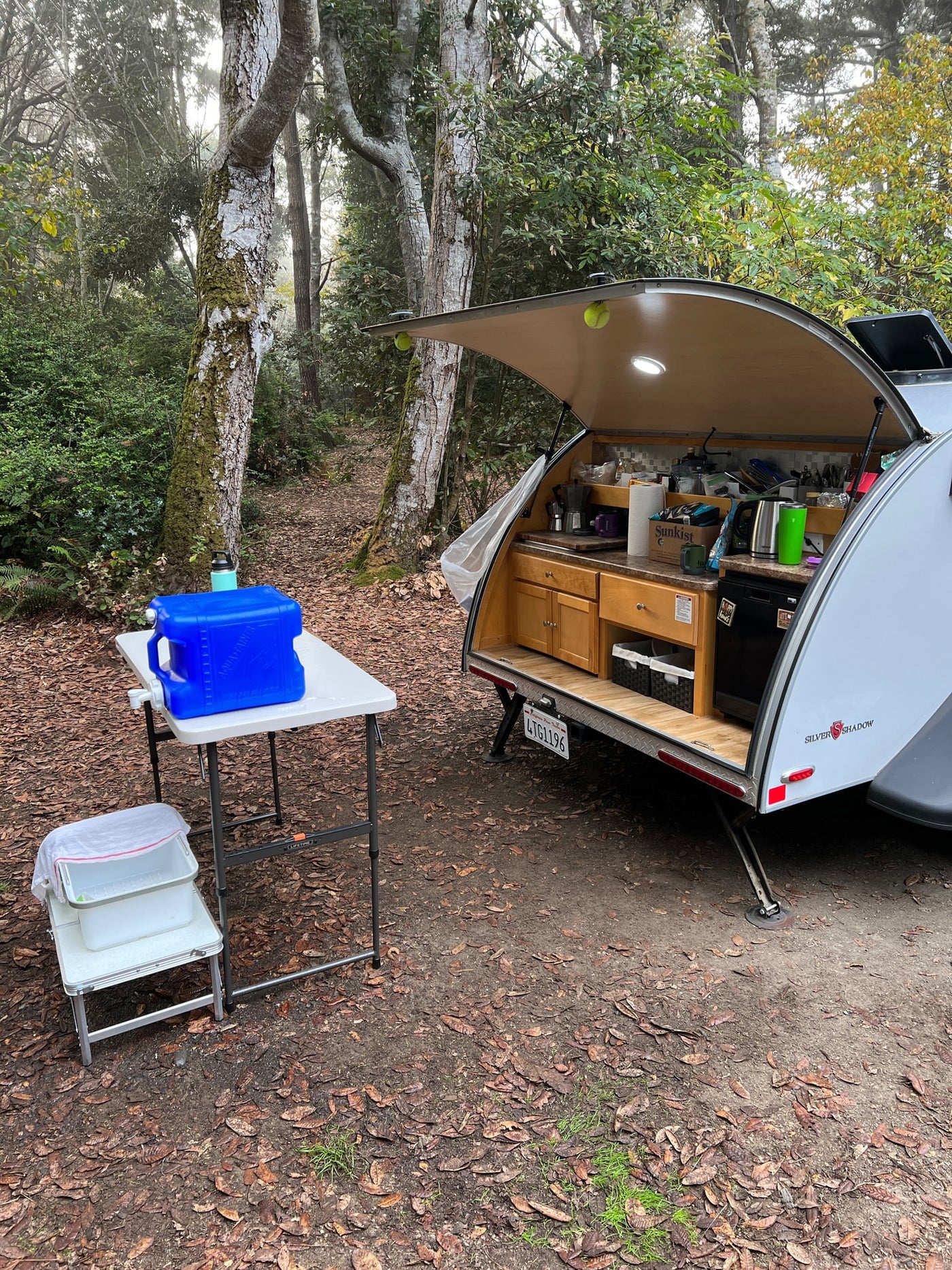  ready for adventure.|Cozy interior of an RV rental: features a comfortable bed — photo 4