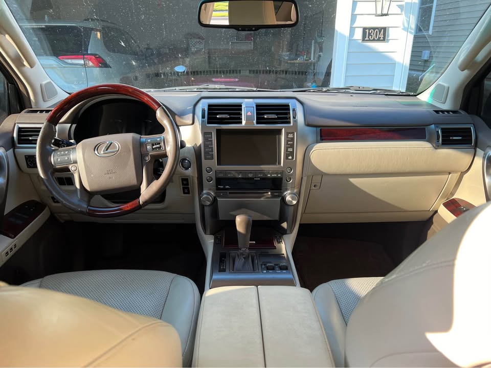 2011 Lexus GX · GX 460 Luxury Sport Utility 4D in Durham, NC (photo 11) — photo 11
