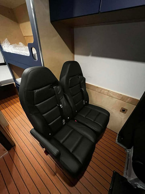 Luxury AWD Family Camper Van | Bunk Beds | Sleeps 4 | Off-Grid Sprinter — photo 4