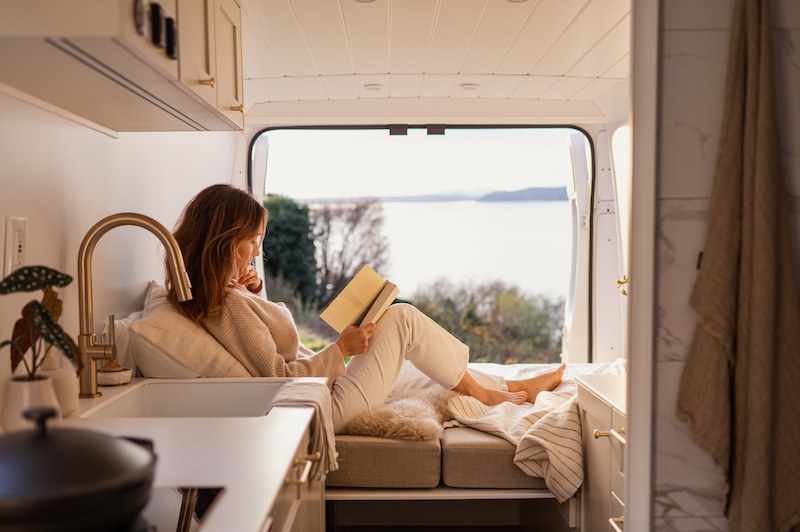 Custom Built Luxury Home On Wheels!