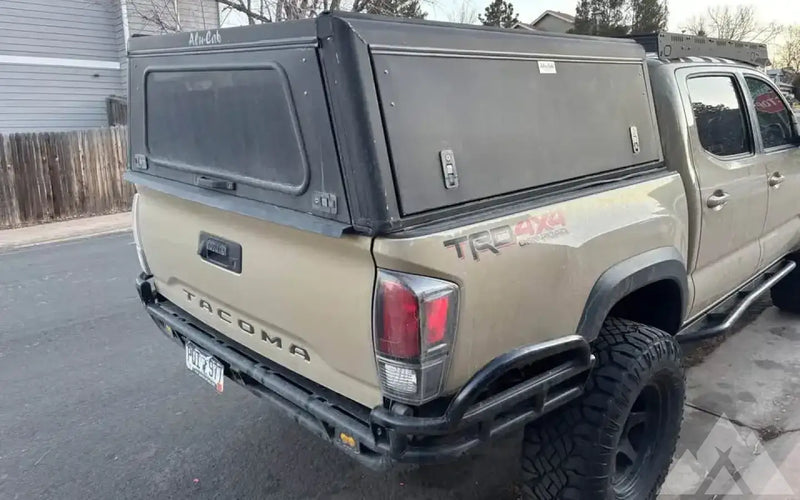 Alu cab camper shell for Toyota Tacoma — used for sale in Aurora, CO (photo 2) — photo 2