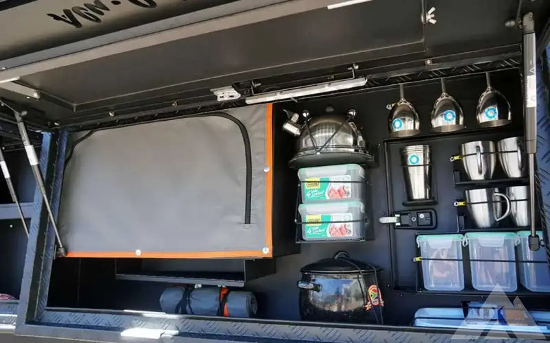 Alu Cab Khaya Camper — used for sale in Commerce City, CO (photo 5) — photo 5