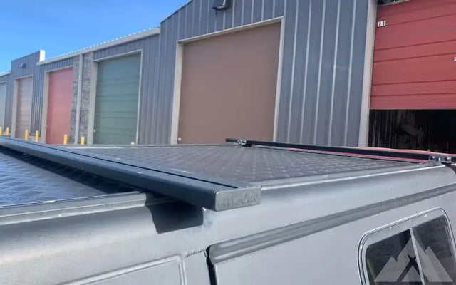 Alu-cab Tacoma Topper — photo 2