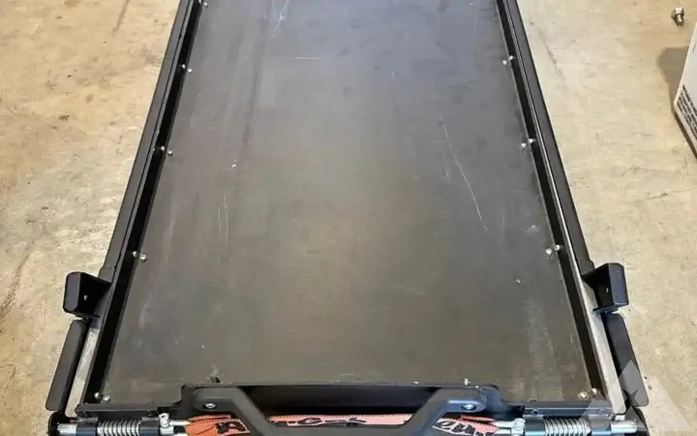 Alucab tilting fridge slide S/M — used fridge slides for sale