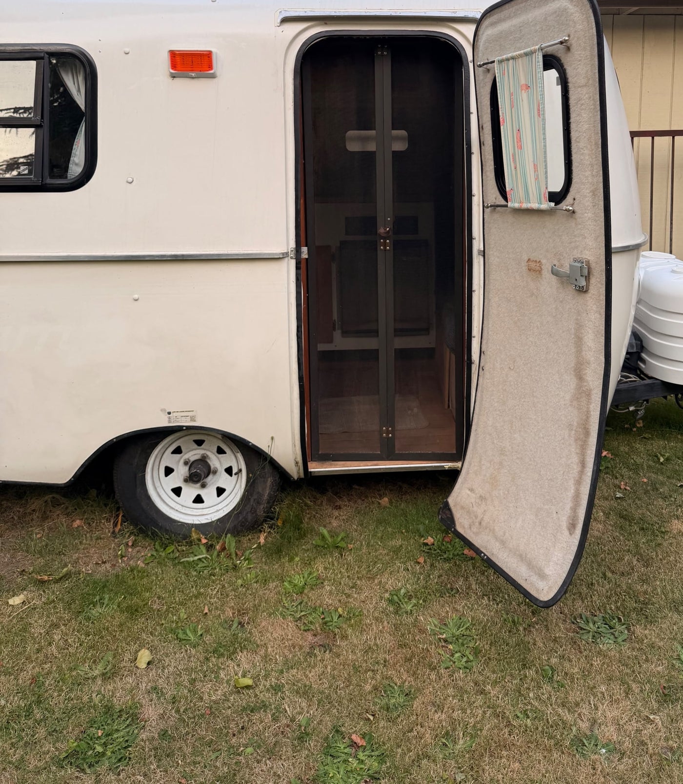  is ready for your next rv rental adventure.|RV rental: Close-up of an electric tongue jack with light on — photo 6