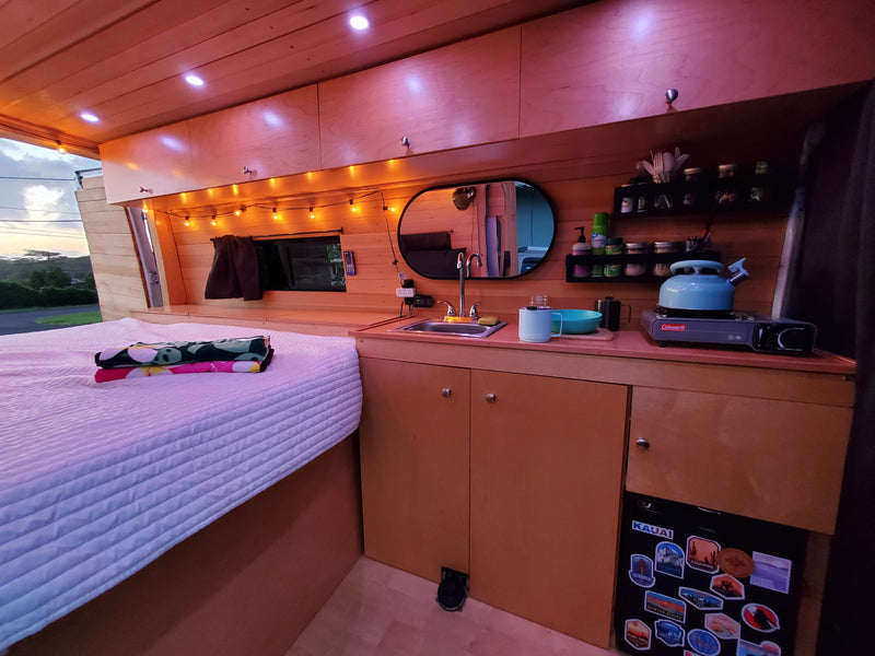 "Big Blue" - Custom Vintage Mercedes Campervan! — photo 3