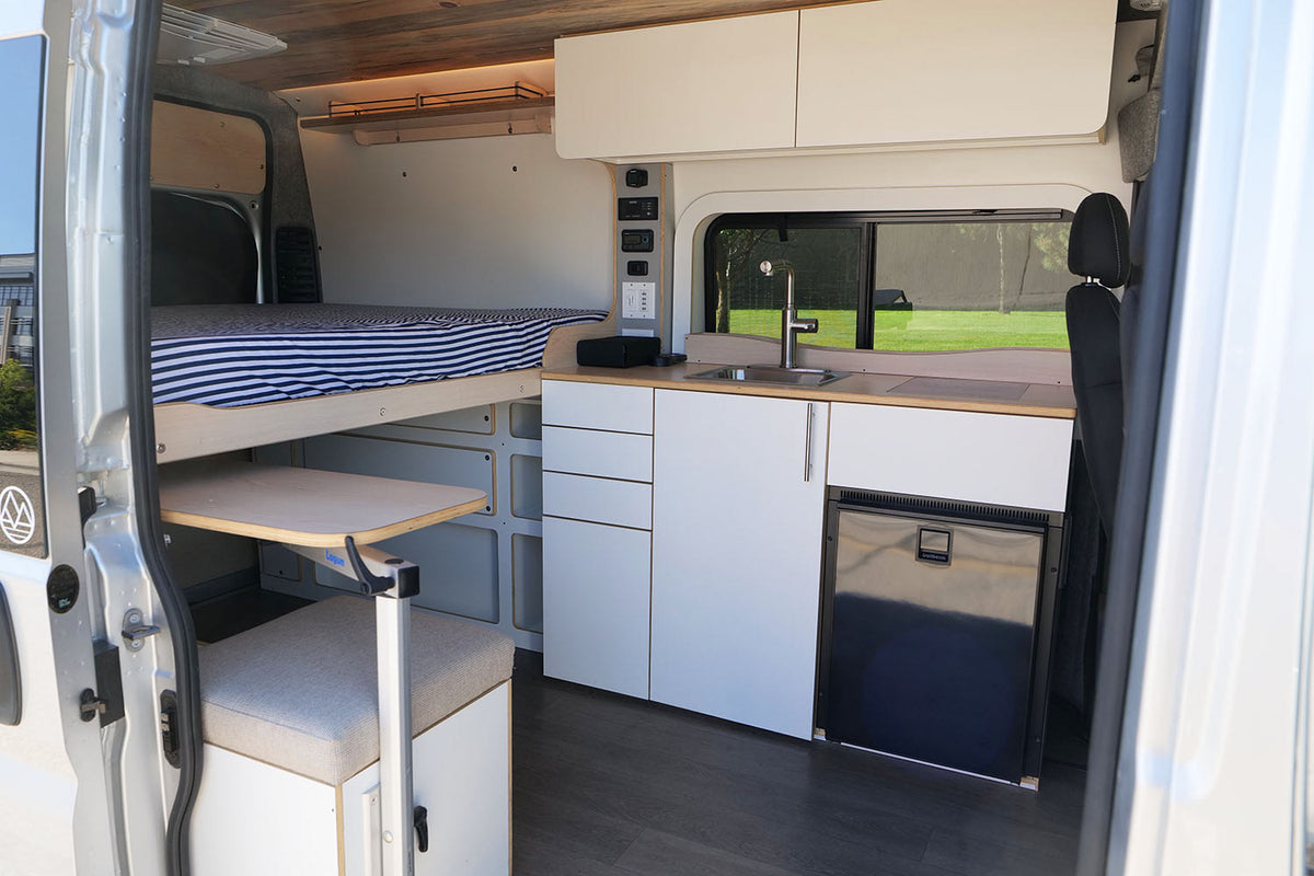 Dodge Promaster with all the Amenties, including Fridge, AC & Heater — photo 7