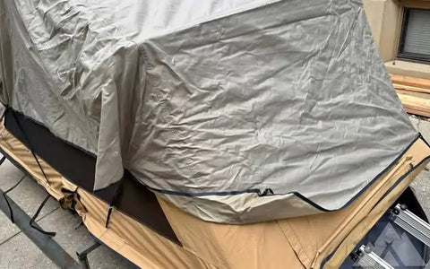 ARB touring roof top tent