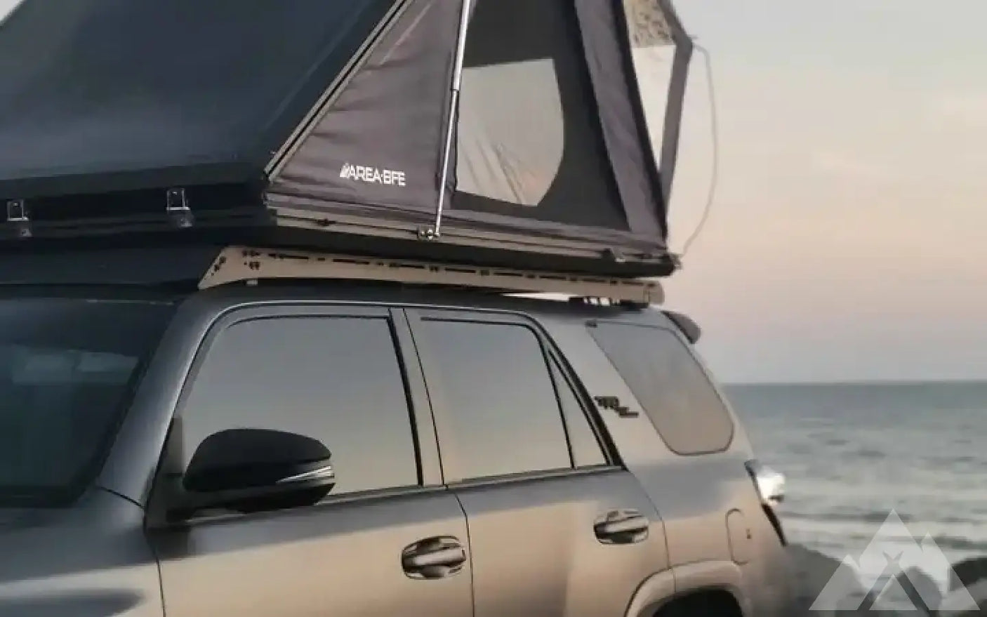 Area BFE RTT Aluminum Hard Shell tent — used rooftop tents for sale (photo 2)