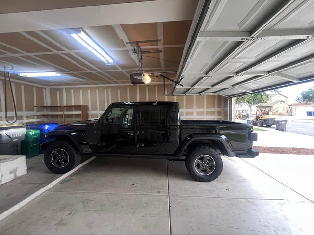 2022 Jeep Gladiator · Rubicon Pickup 4D 5 ft — photo 2