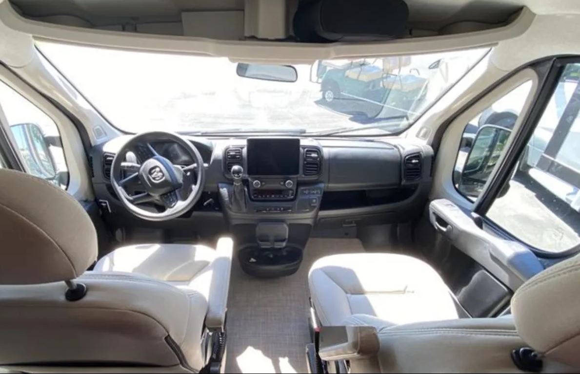 2023 Thor Scope 18M- Camper Van — photo 20