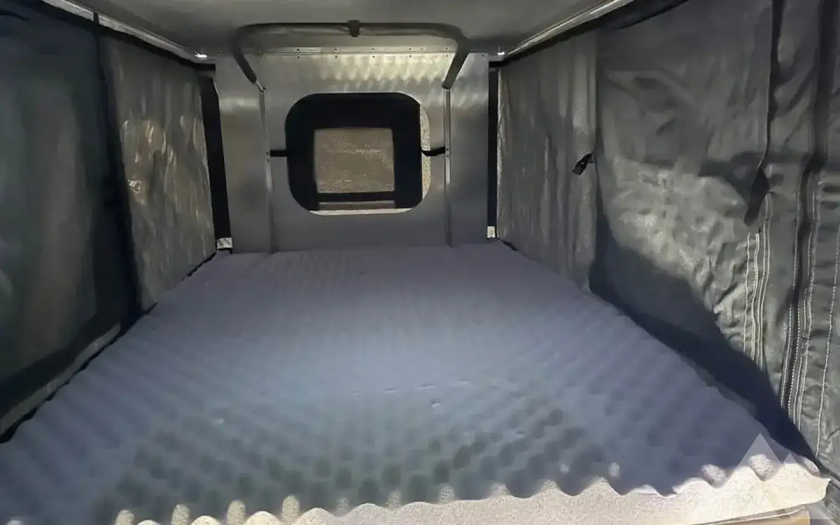 At Overland Atlas for Gladiator. Pop-up topper — used for sale in Verdi, NV (photo 5) — photo 5