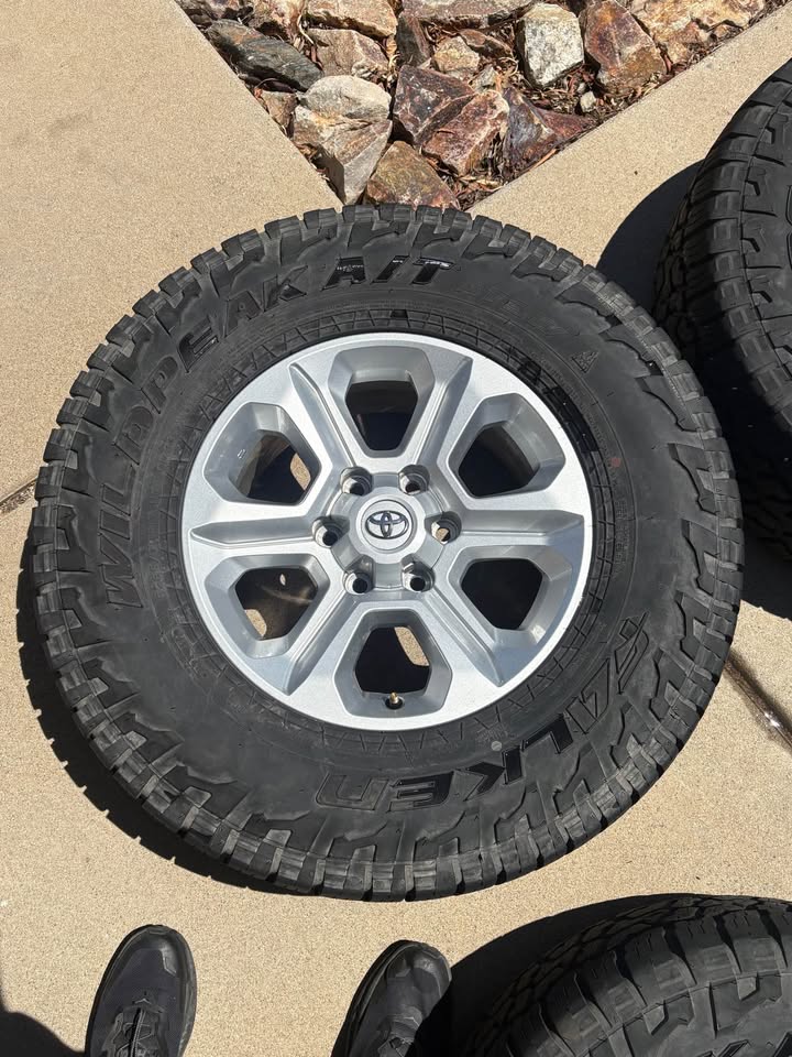 Toyota 4Runner Falken Wildpeak AT3 285/70R17 Tires and Rims in Tucson, AZ (photo 1)