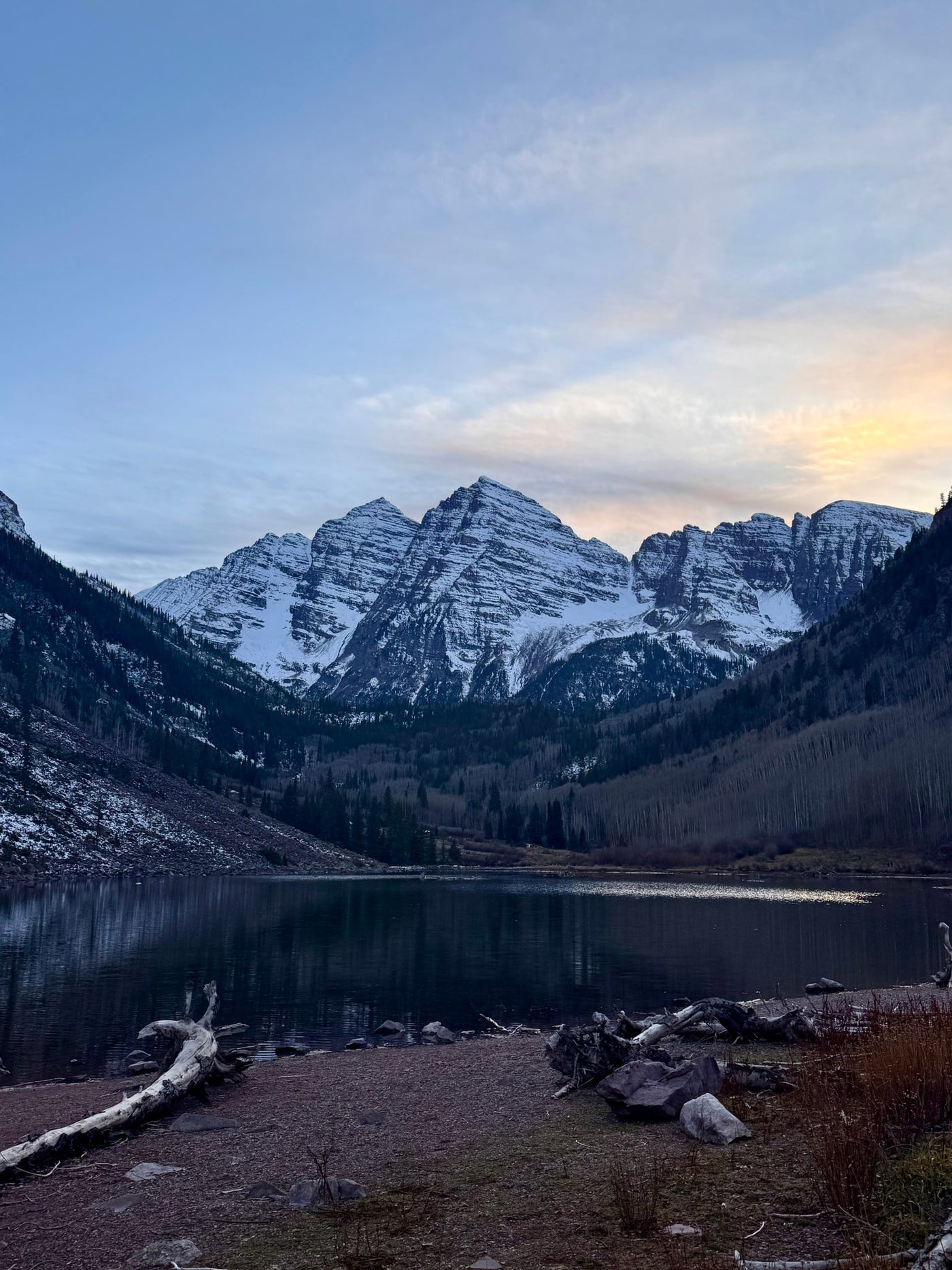Majestic Maroon Bells mountains and lake at dawn, a stunning backdrop for your next RV rental adventure. — photo 12