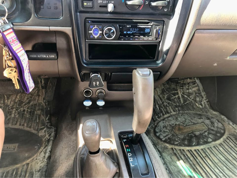 2000 Toyota Tacoma Access Cab · 4x4 w/ rear locker in Fresno, CA (photo 5) — photo 5