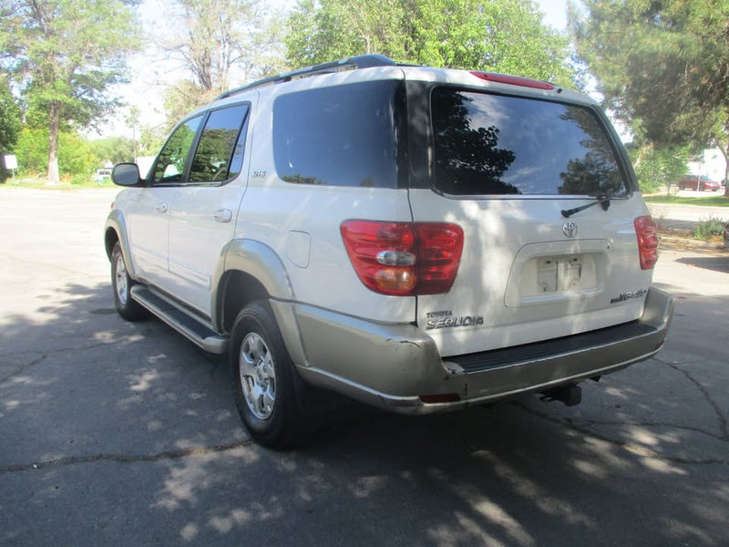 2002 Toyota sequoia sr5 4x4 in Reno, NV (photo 7) — photo 7