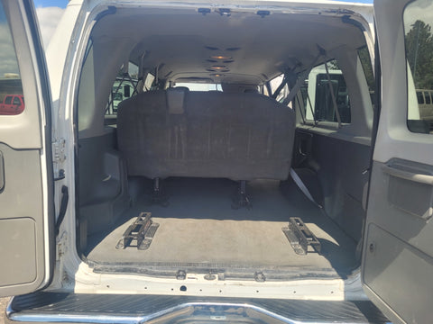 Breeze 11-Passenger + Cargo — photo 4