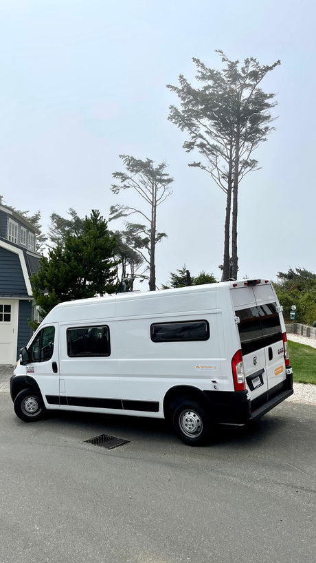 "Ramrod" 2022 Promaster, 3-4 days off grid! Hot shower! Luxury Amenities