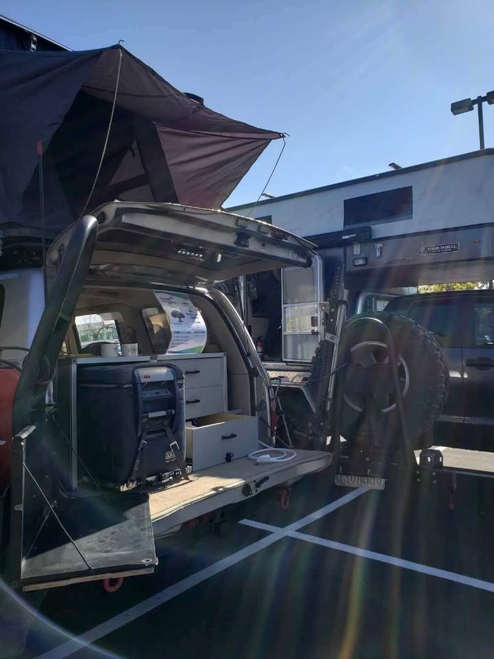 100 Series Land Cruiser - Rear Storage - Fridge Slide - Overland Kit in Carlsbad, CA (photo 4) — photo 4