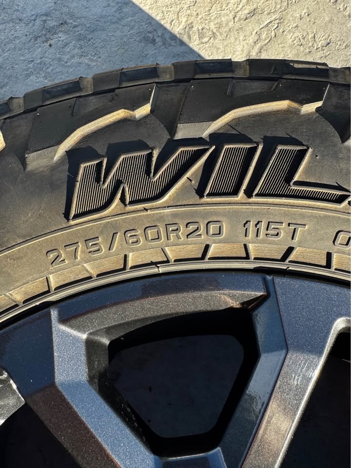 Toyota Tundra Platinum Wheel Set in Escalon, CA (photo 6) — photo 6