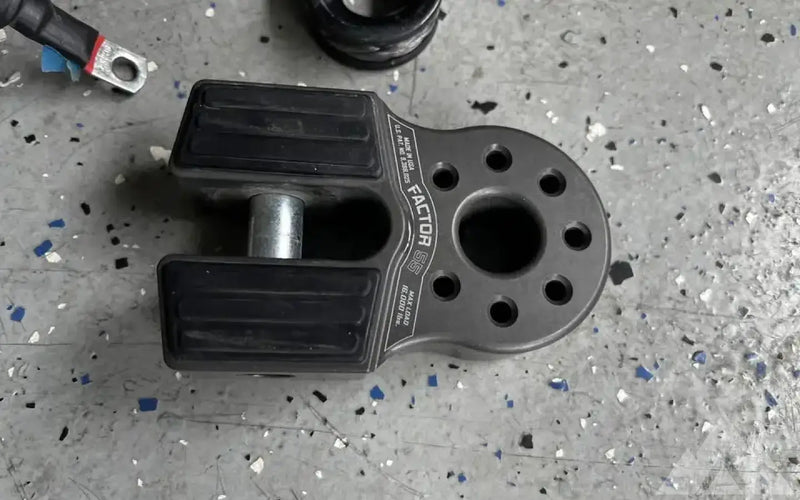 Bad lands apex 12k synthetic winch — used gear for sale (photo 2) — photo 2