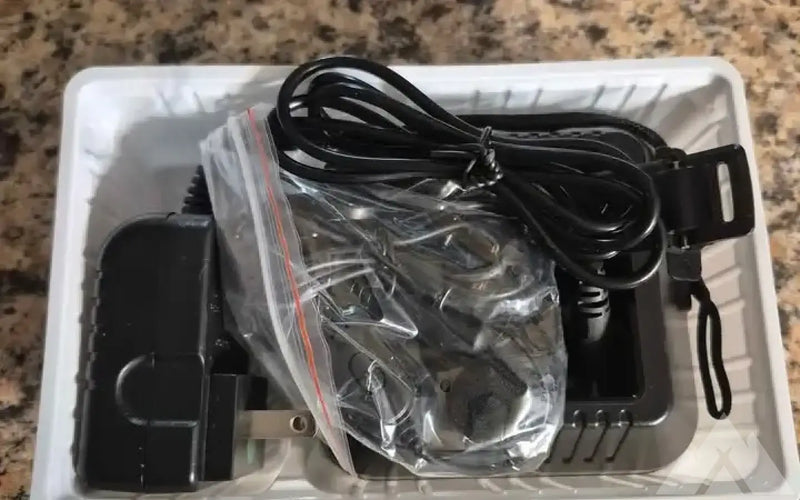 Baofeng Radio Model UV 5R Power 5W Voltage 7.4V — new gear for sale (photo 3) — photo 3