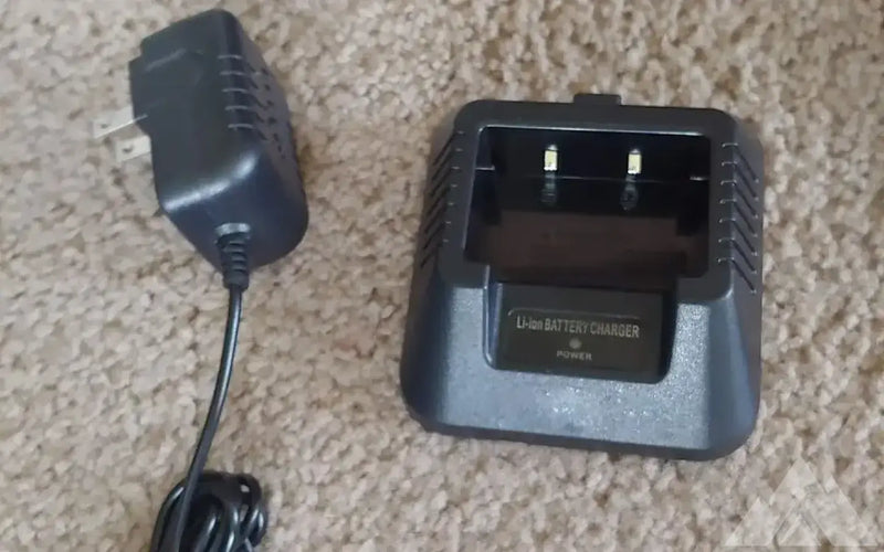 Baofeng uv-5r portable radio — used gear for sale (photo 2) — photo 2