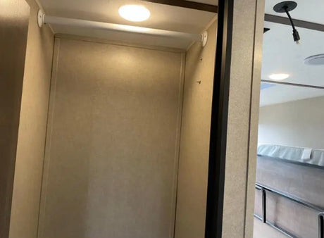 Adventure Ready 2022 Sunset Park SunRay 139 RV Camper